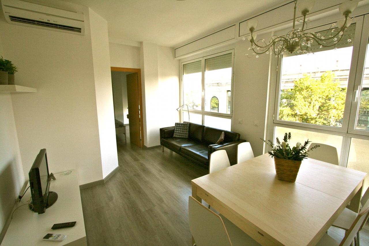 Aparteasy Barcelona Luaran gambar